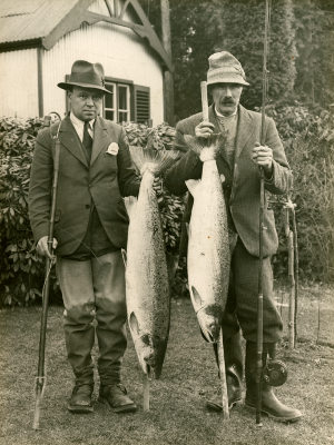 C:\Users\Samsung\Documents\Fishing\Articles - photos\Yesteryears salmon2.jpg